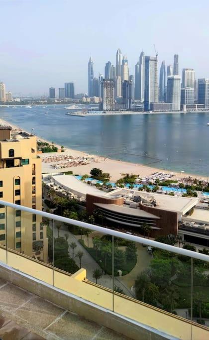 Amazing Apartment With Infinity Pool Dubai Bagian luar foto