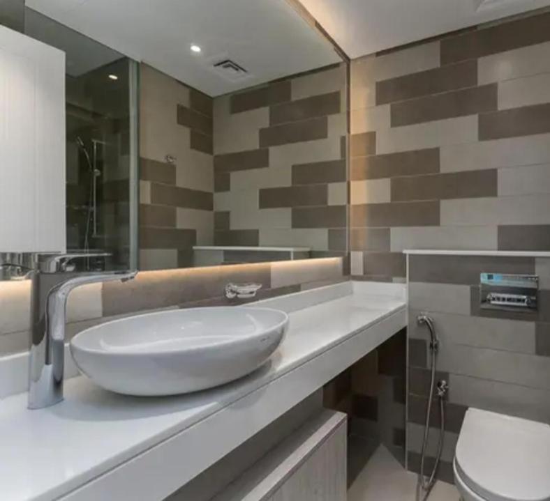 Amazing Apartment With Infinity Pool Dubai Ruang foto